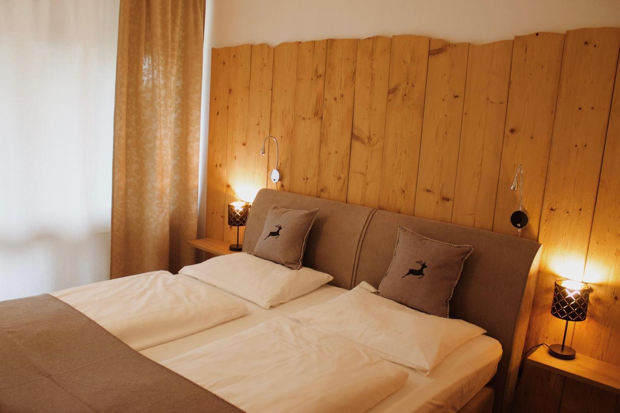 Hotel Garni - Chiemsee-Pension-Seebruck Seeon-Seebruck Exteriér fotografie